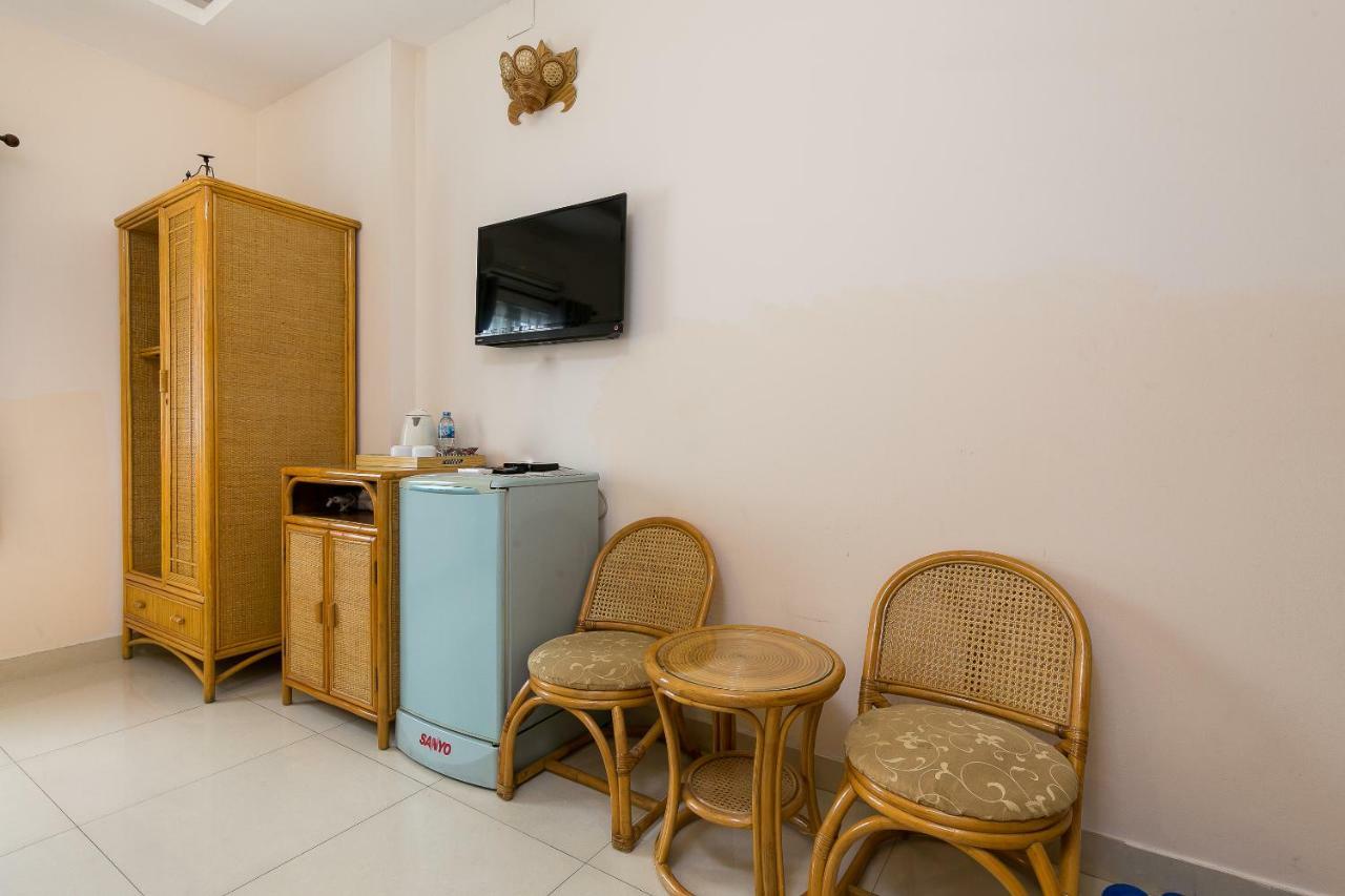 Calmette 151 - Ben Thanh Hotel 2*
