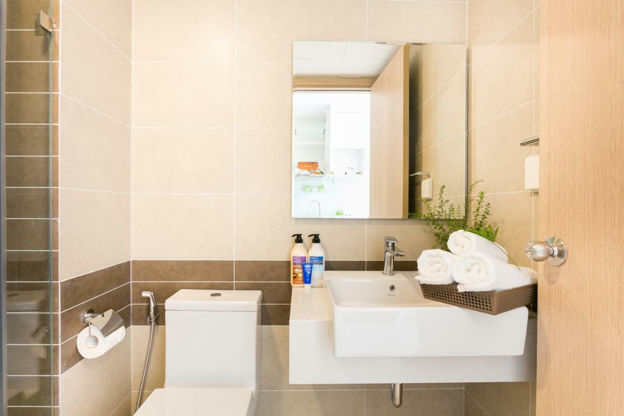 June Rivergate Luxury