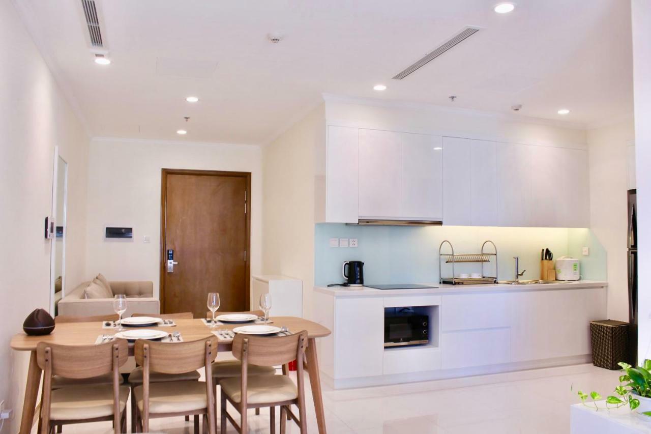 Luxhomes Saigon - Vinhomes Park *