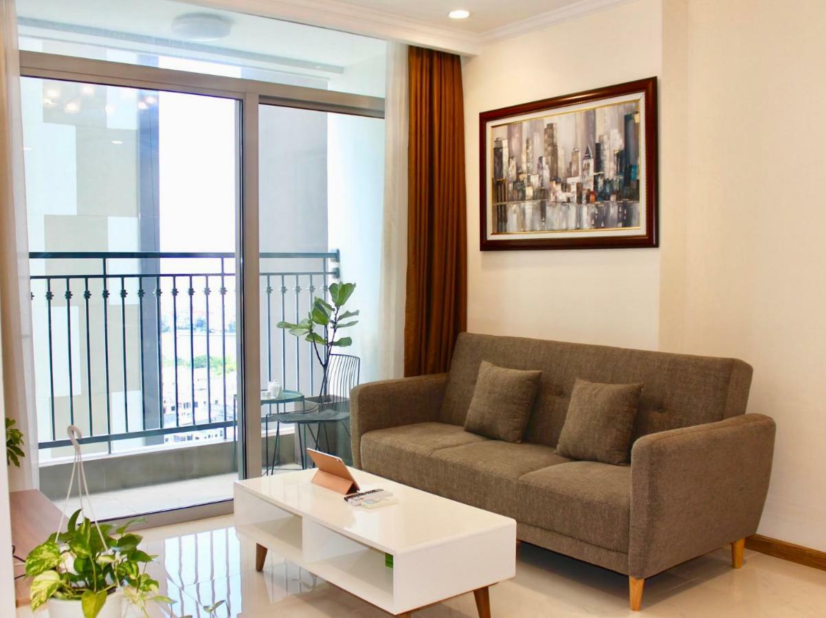 Apartment Luxhomes Saigon - Vinhomes Park