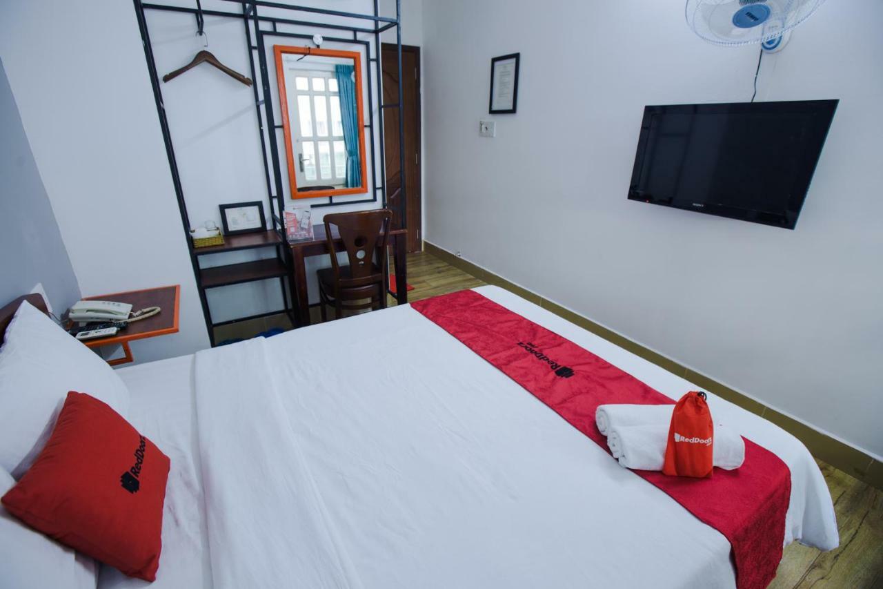 Hotel Reddoorz @ Trung Son 3