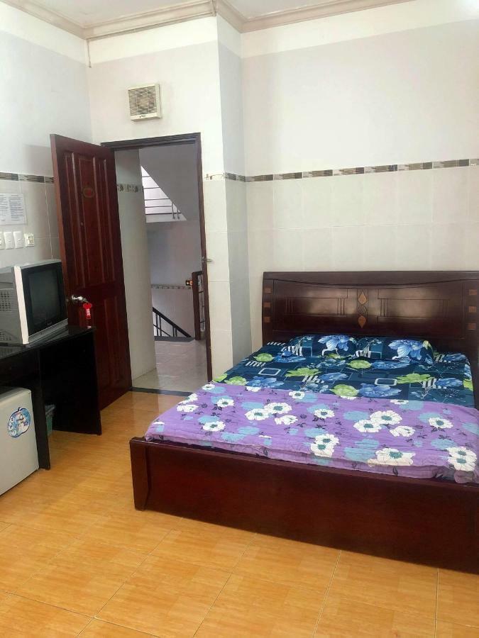 Giang Phuoc Hung Hotel *