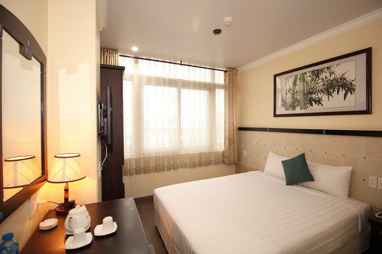 Lam Hotel