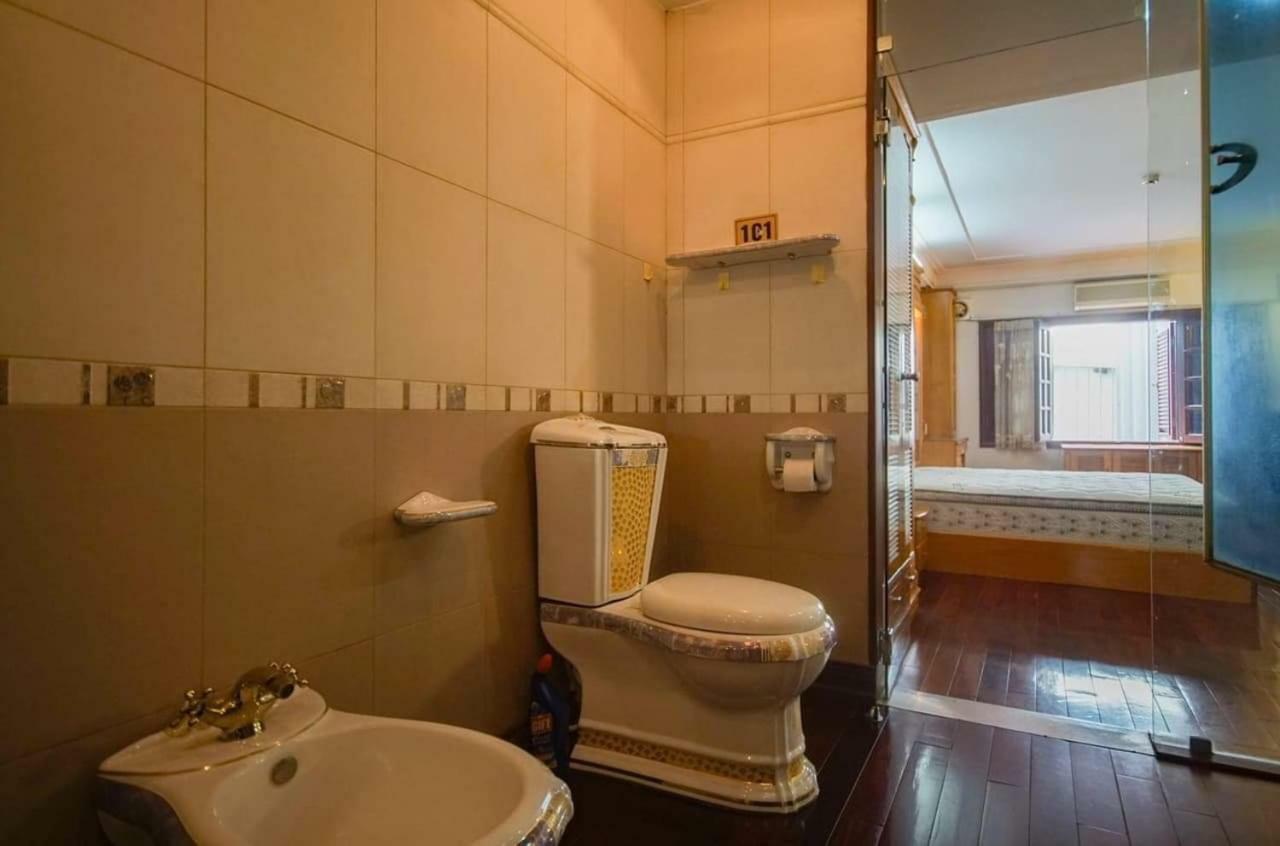 At 95 Nguyen Phi Khanh Apartment *