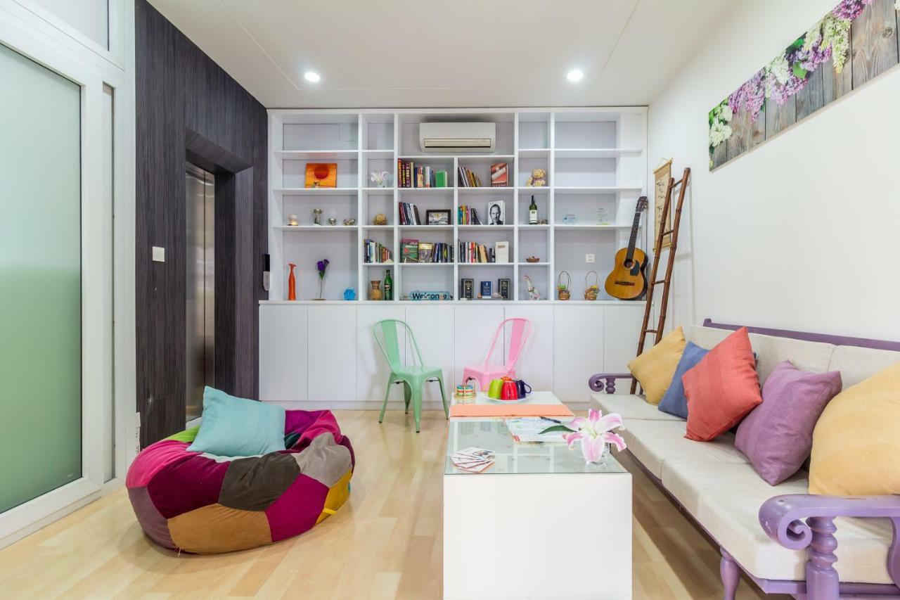 Christina's - & Cafe Apartment