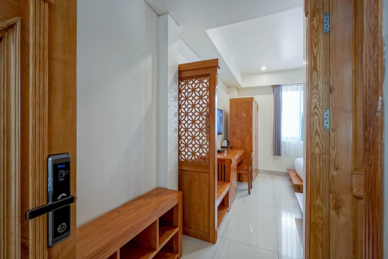 Mayvill Hotel 3*