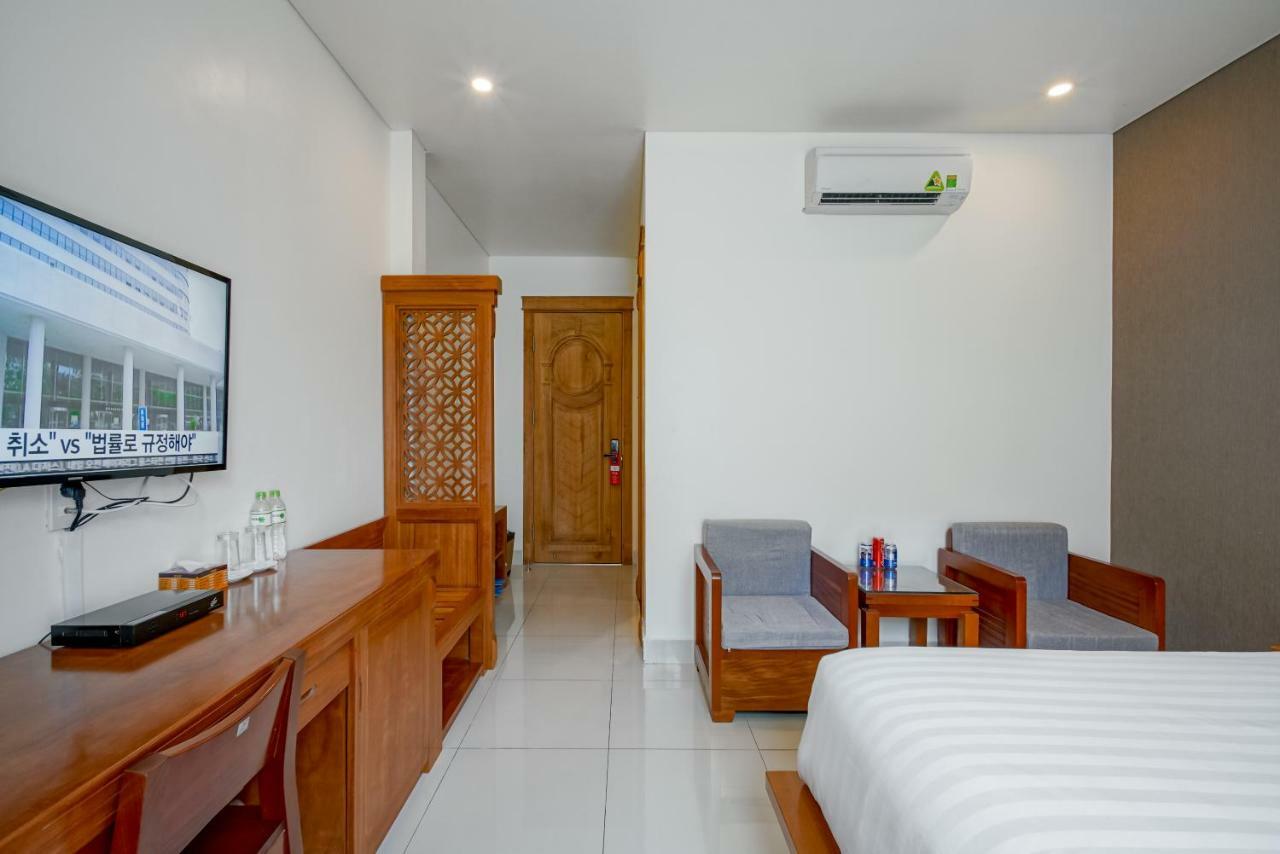 Mayvill Hotel