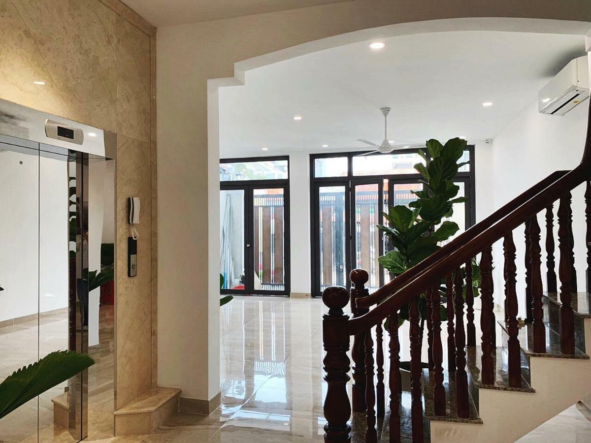 Chaien's House And Service * Ho Chi Minh City