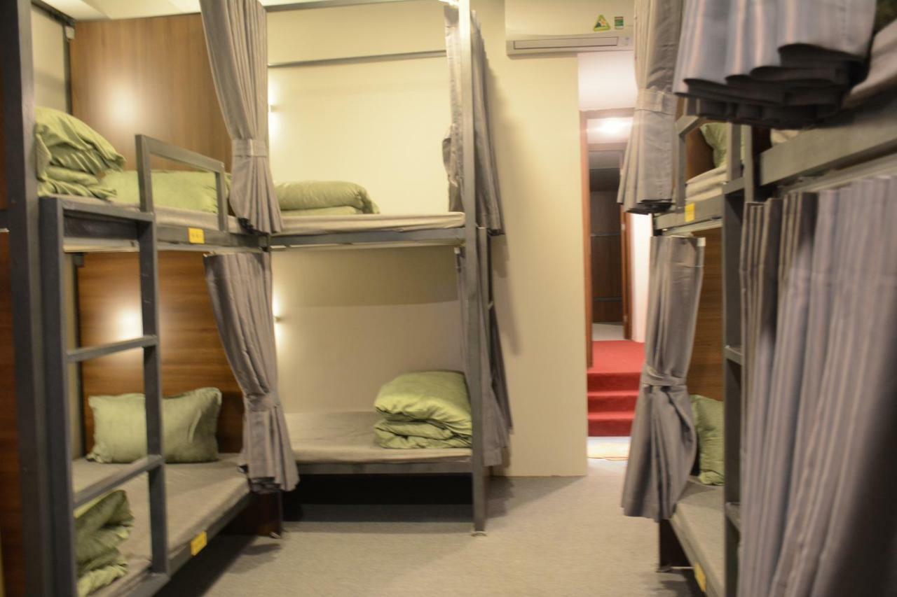 Hostel Dormlink&Club