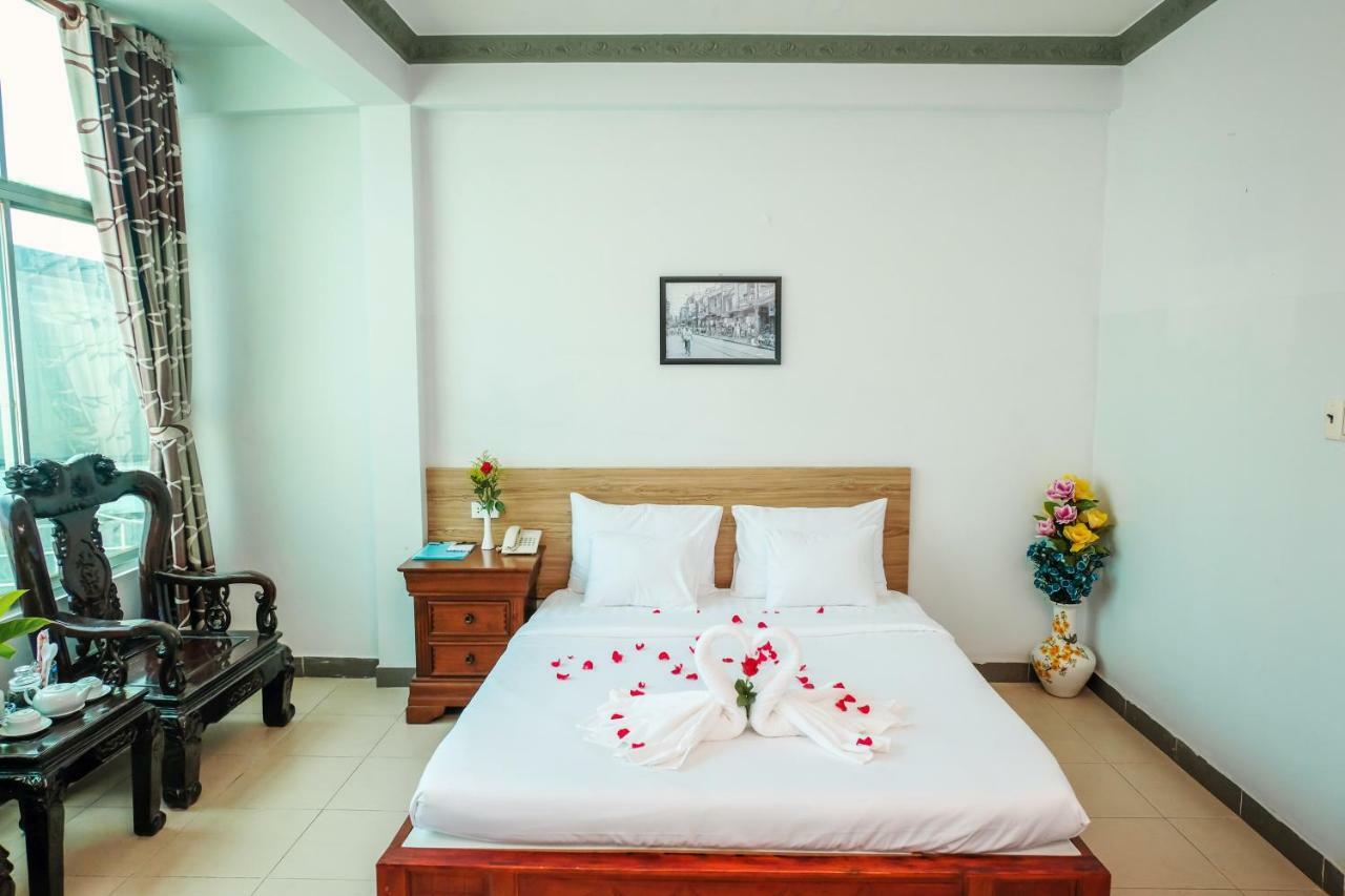 Hotel H79