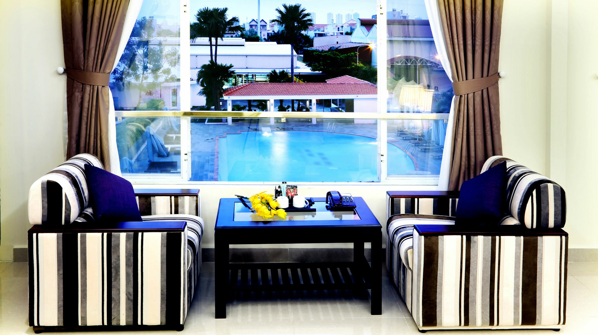 Aparthotel Thien Ha & 2*