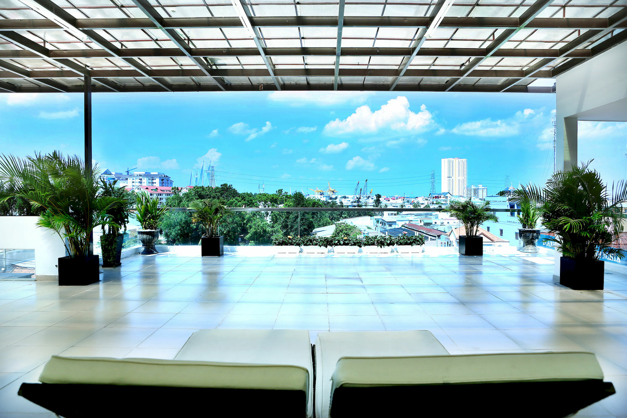 Aparthotel Thien Ha & Ho Chi Minh City