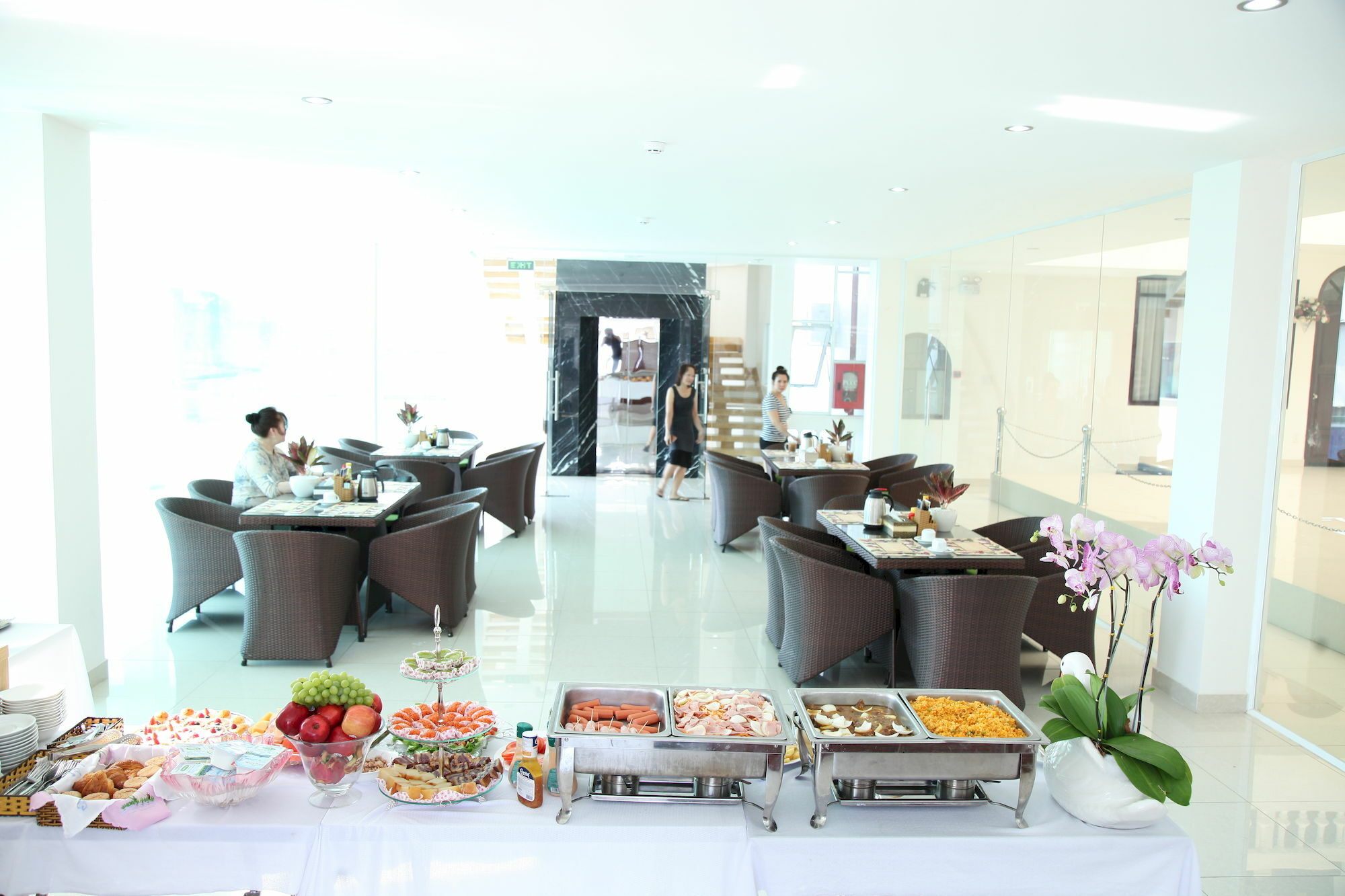 Thien Ha & Aparthotel 2*