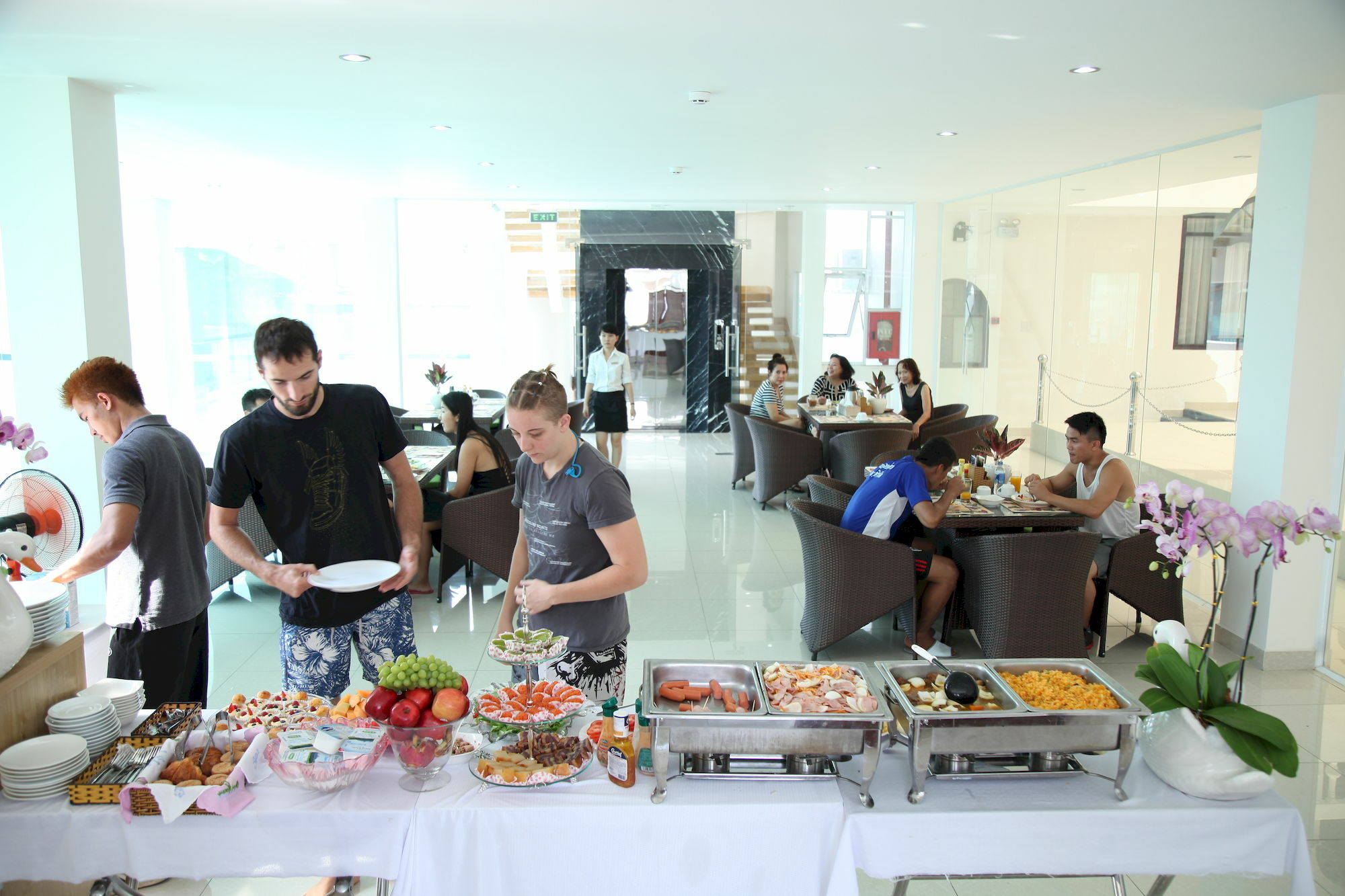 Aparthotel Thien Ha & 2*