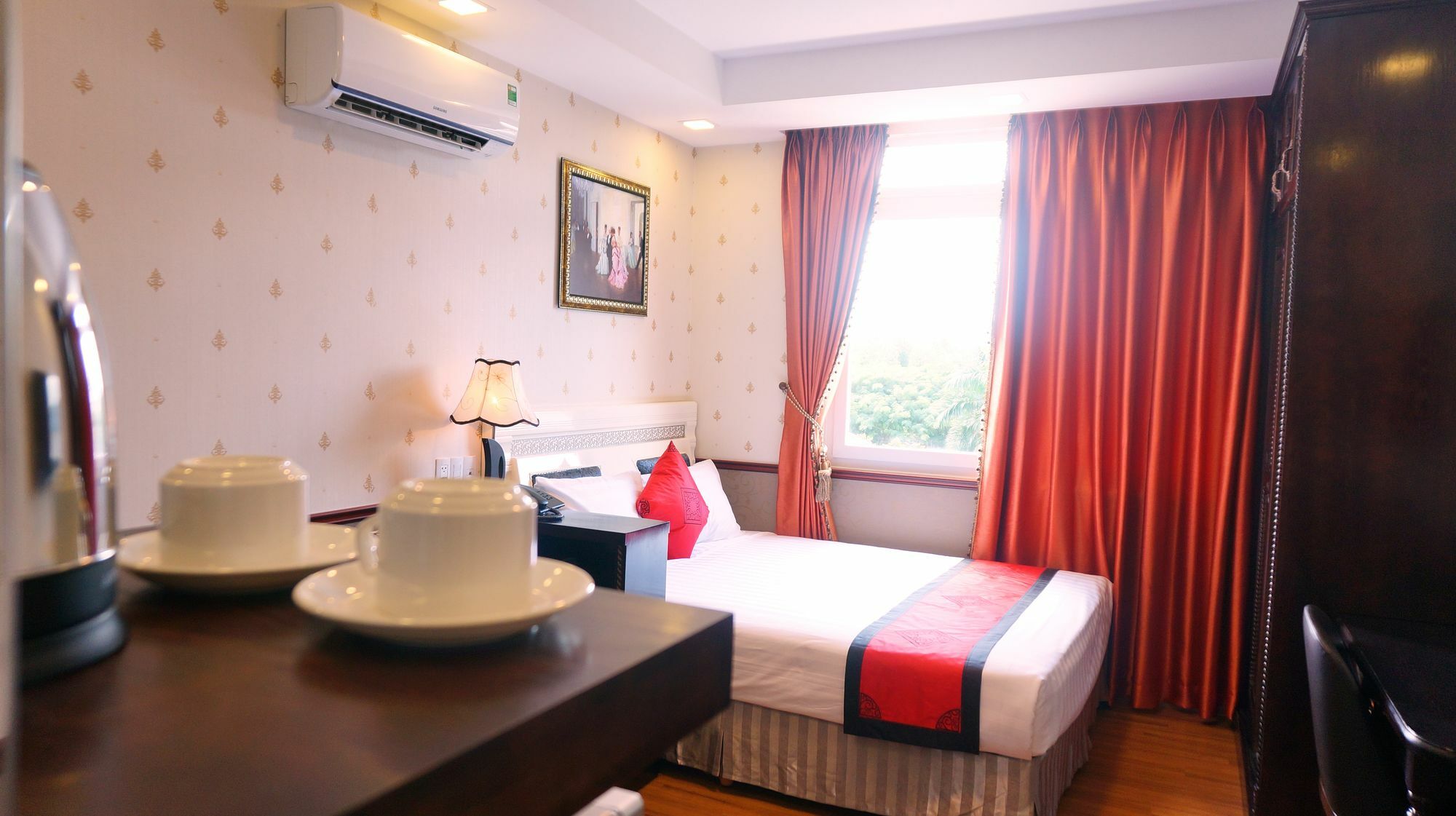 Hotel Collection O Emerald Luxury - Near Secc Ho Chi Minh City