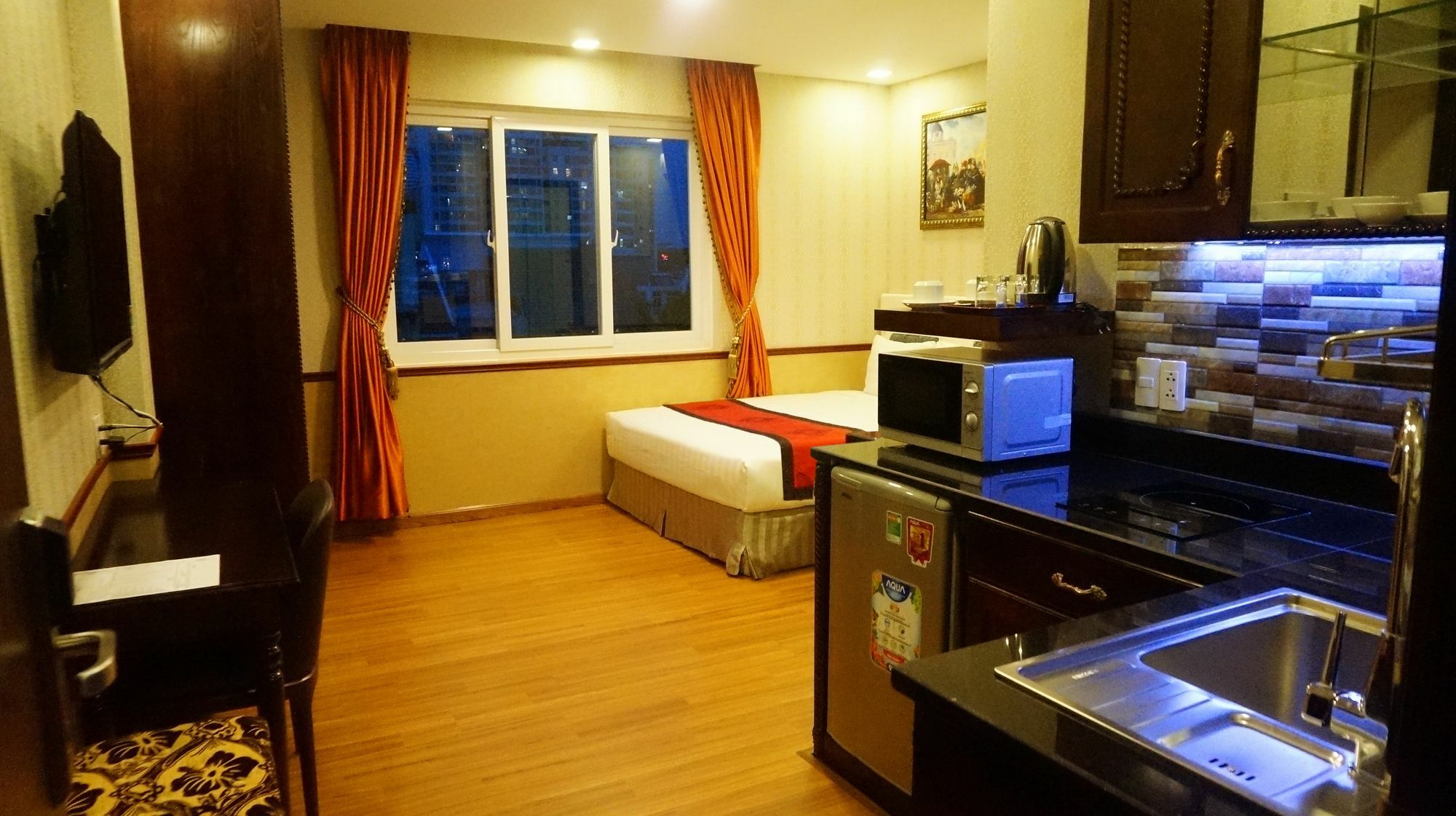 Collection O Emerald Luxury - Near Secc Ho Chi Minh City