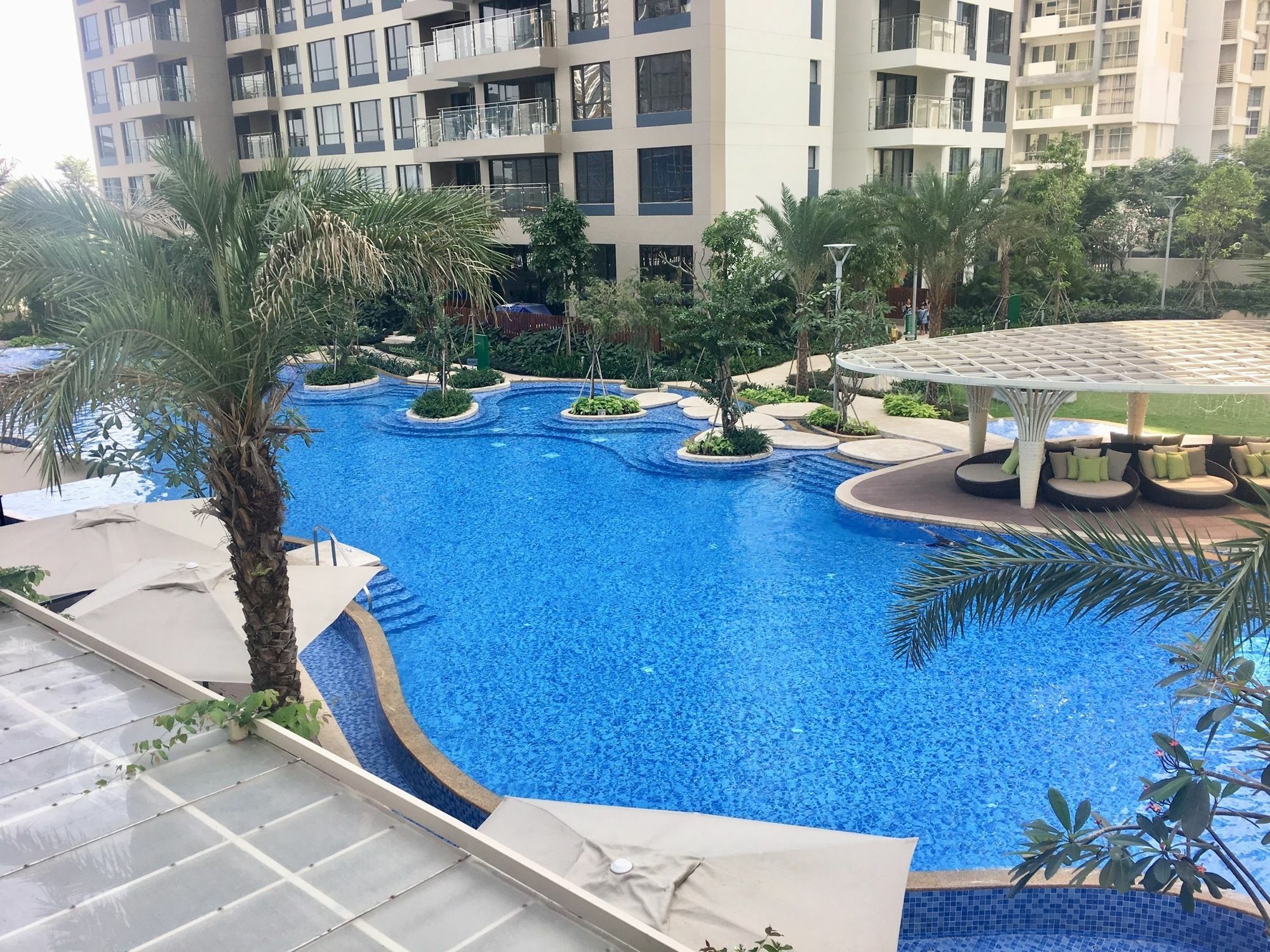Brand New Luxury Apartment *