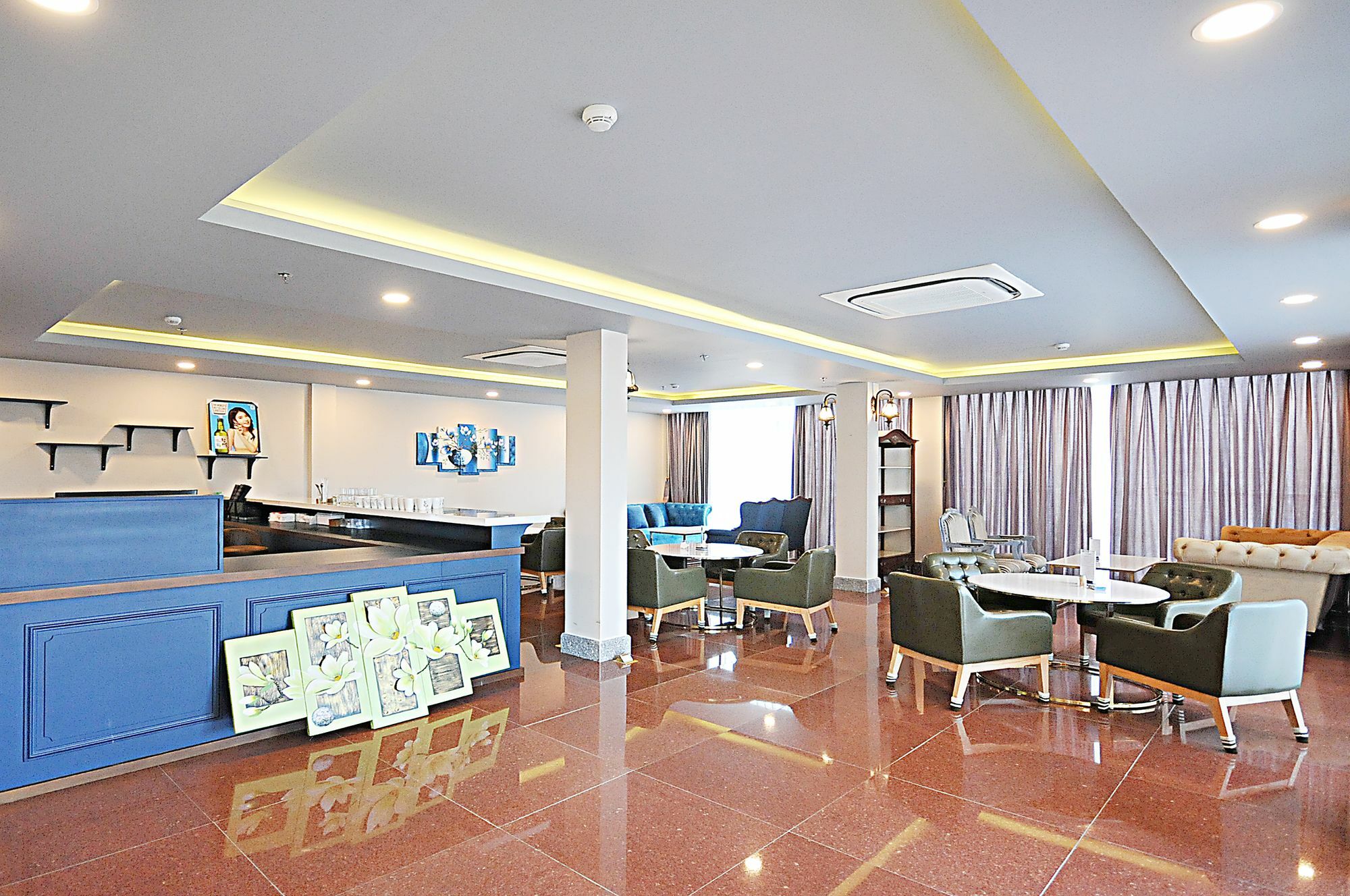 Twins Hotel 2*
