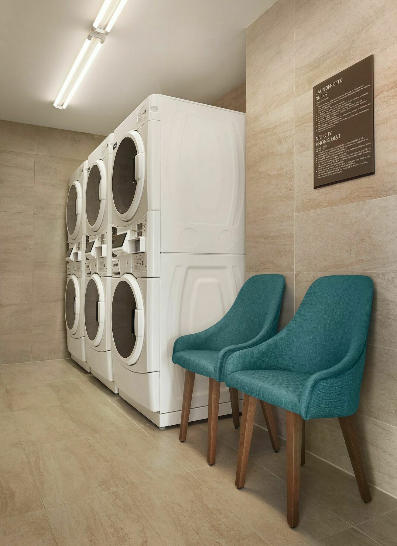 T-ritz Saigon & 4*