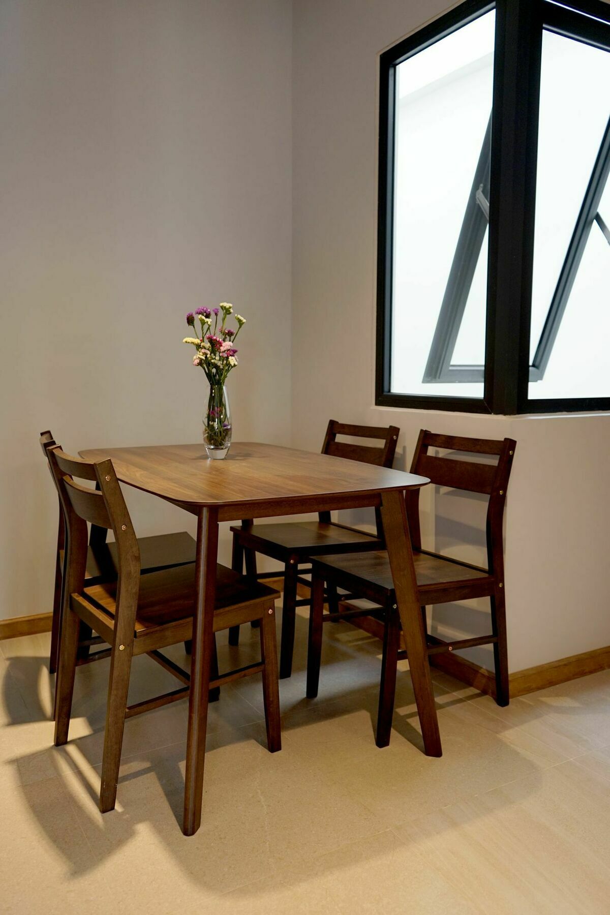 Khách sạn La Cigale 3*