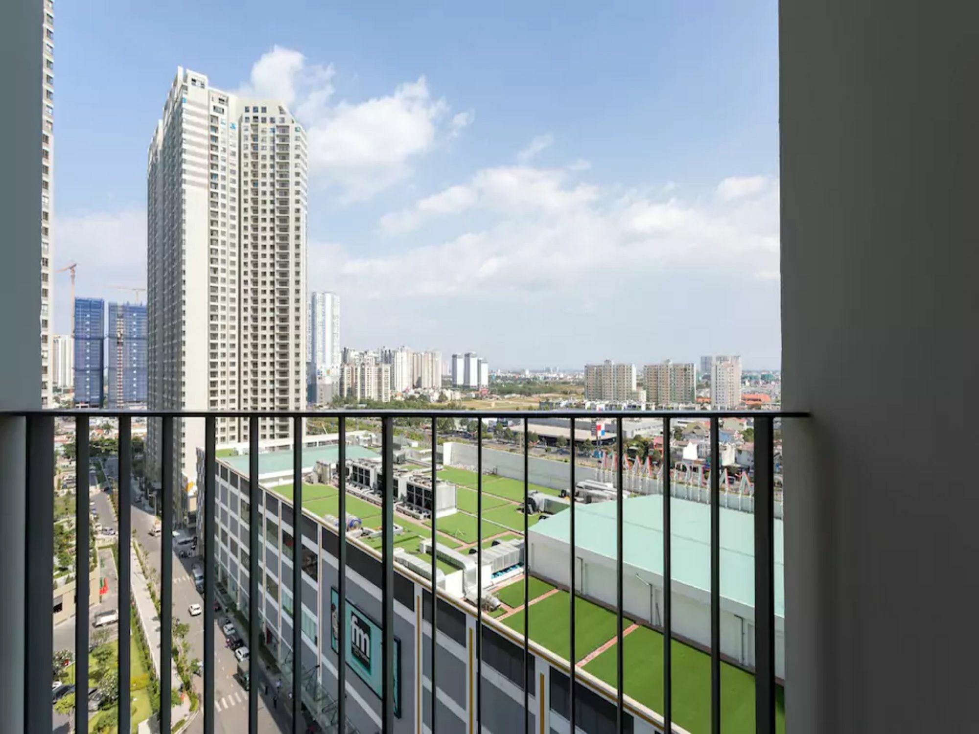 Hilas Masteri Thao Dien Apartment *