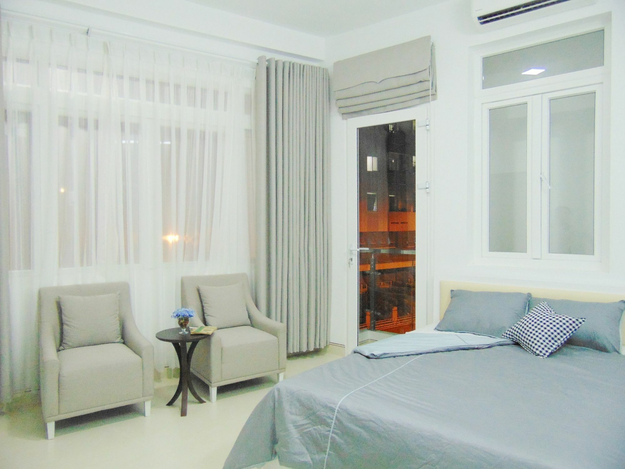 Aparthotel M-h Serviced 3*