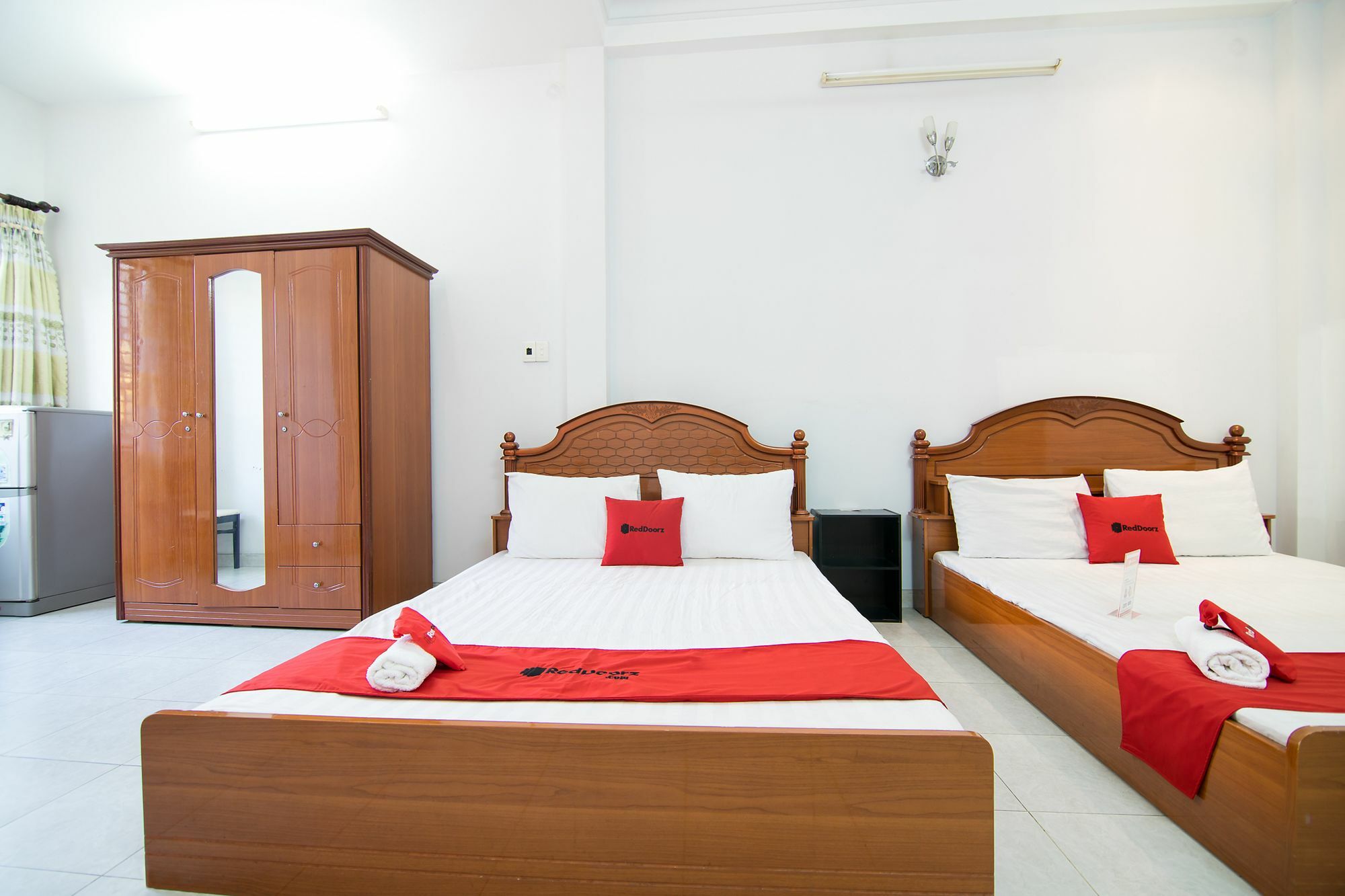 Reddoorz Near Pico Plaza Cong Hoa 2*