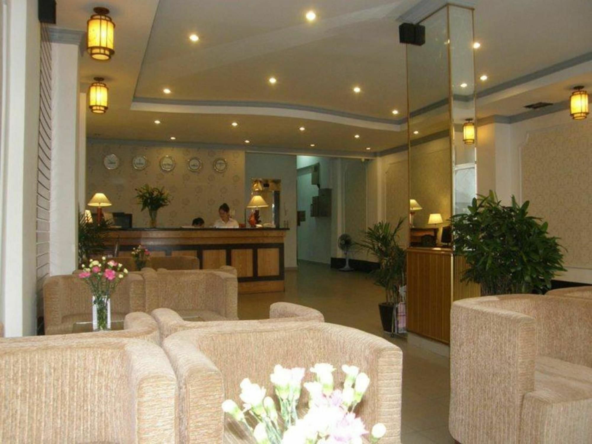Khach San Trung Mai Ho Chi Minh City
