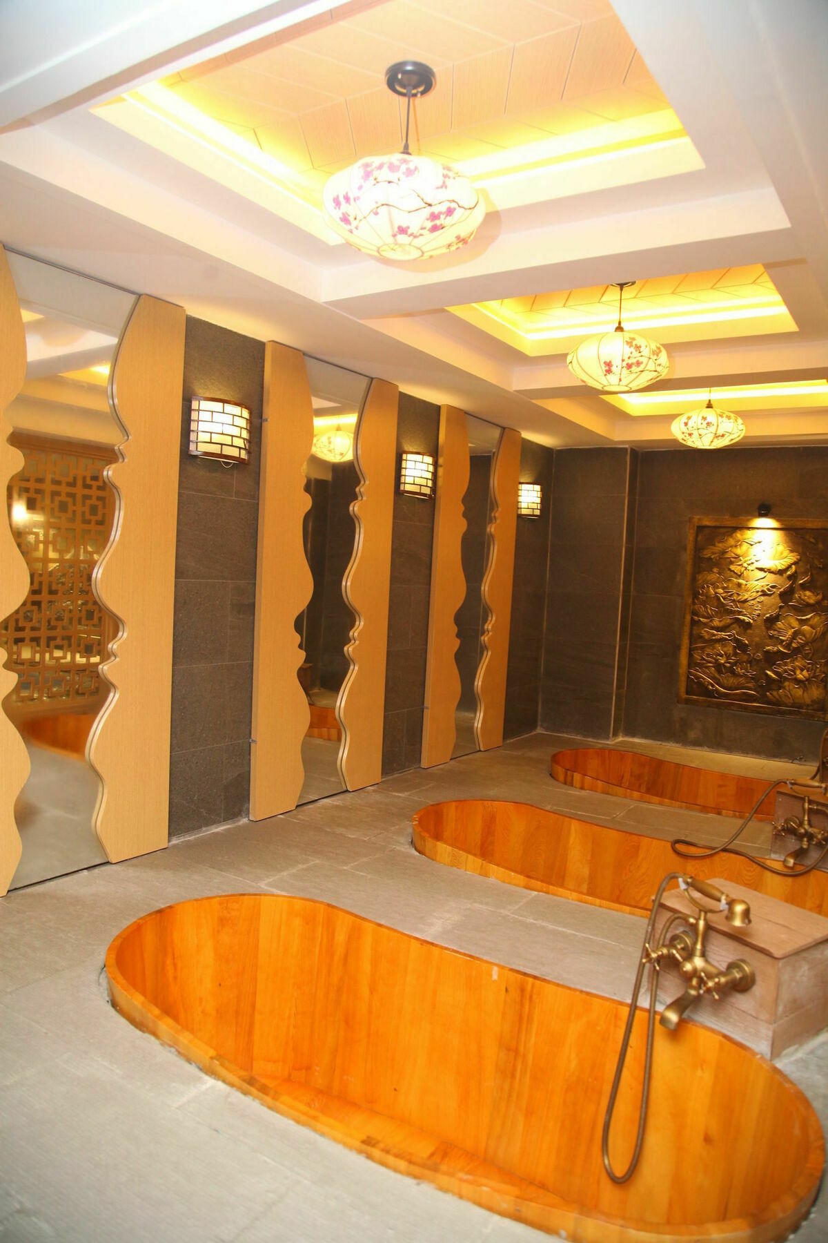Minh Tam And Hotel 2*
