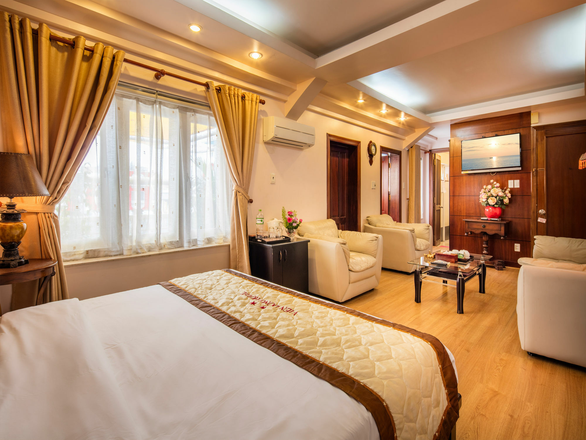 Vien Dong District 7 Phu My Hung Hotel 2*