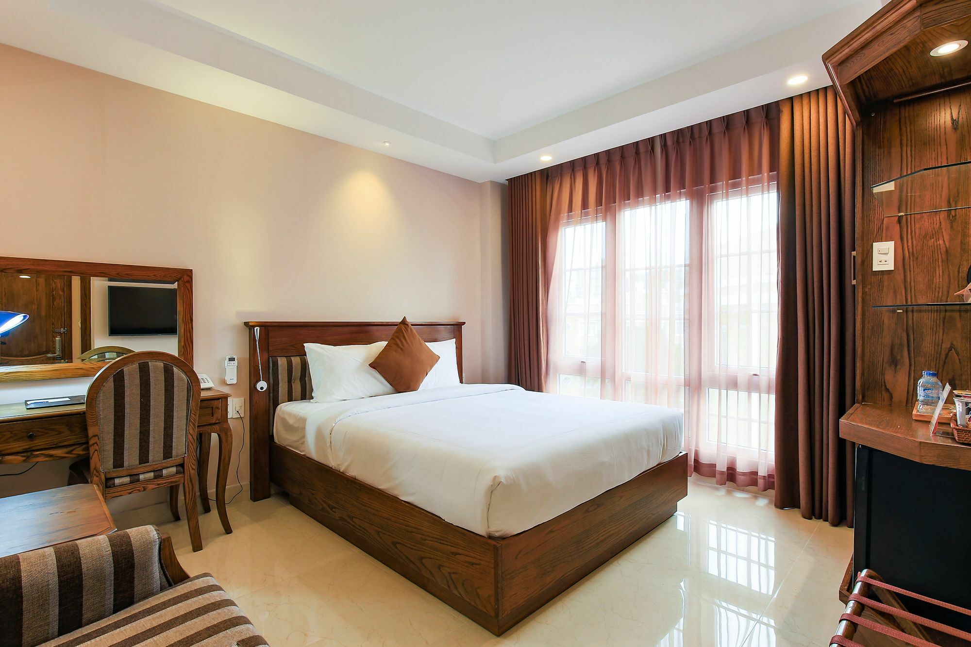 Hoang Lan 3* Ho Chi Minh City