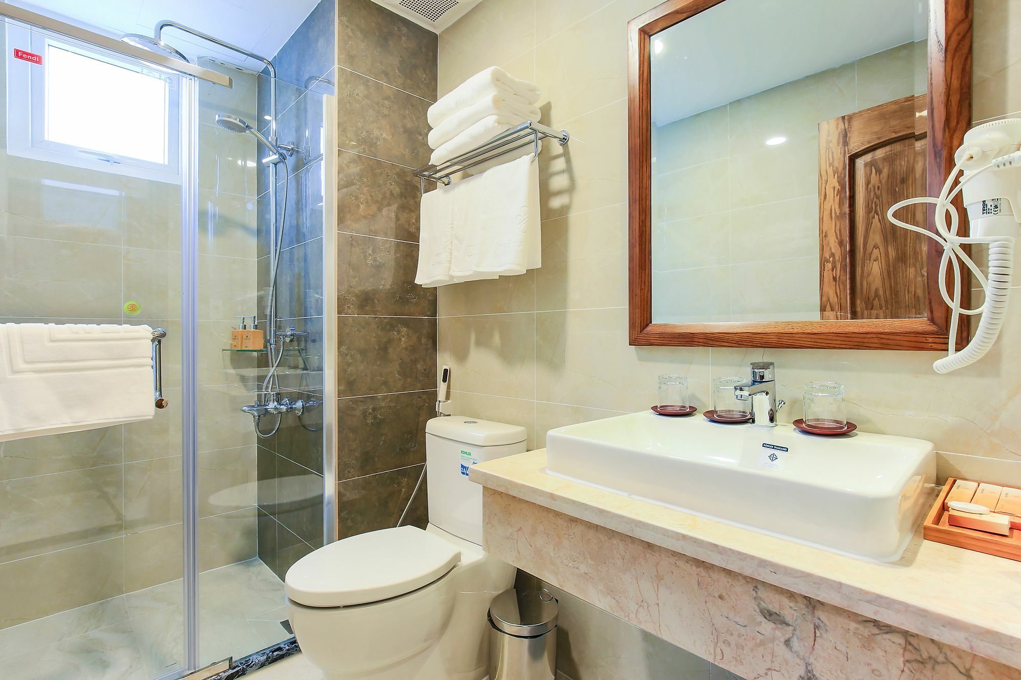 Hoang Lan 3* Ho Chi Minh City