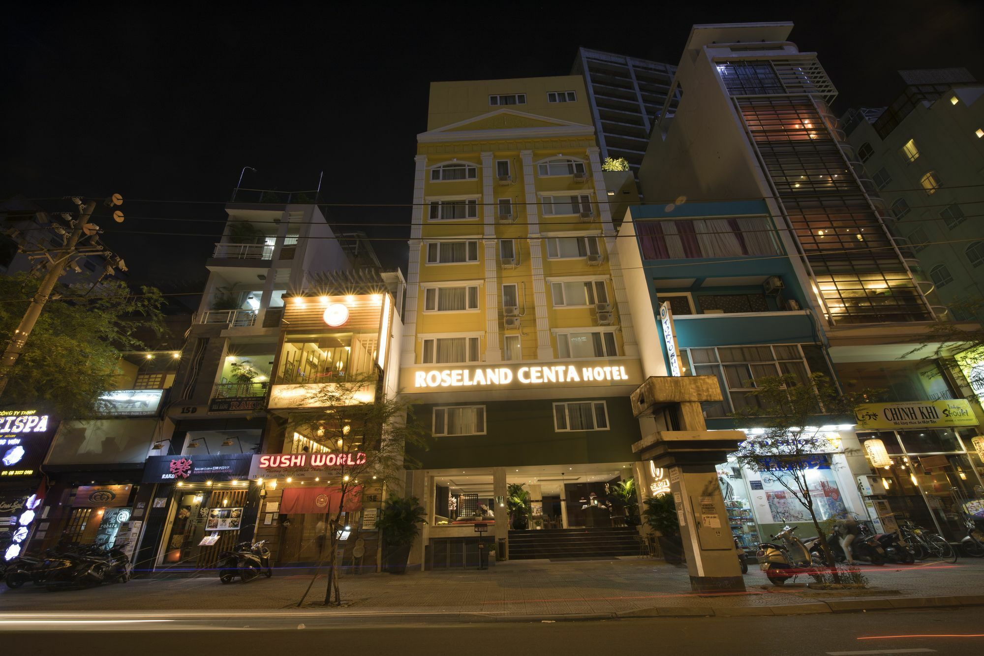 Roseland Centa & 4*