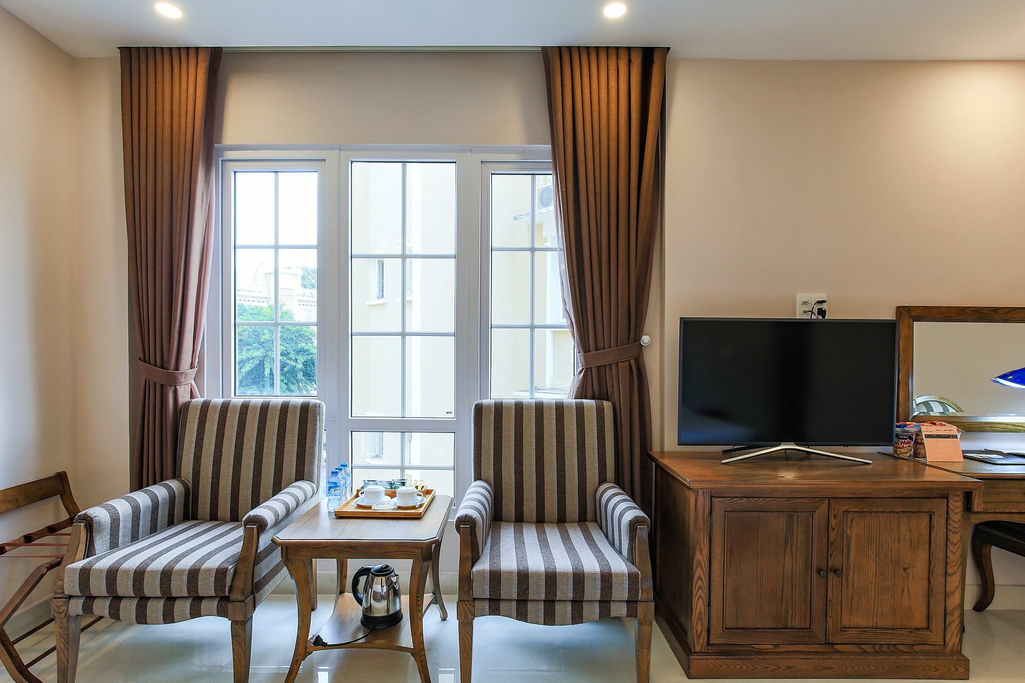 Hoang Lan Hotel 3*