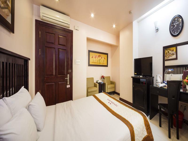 Vien Dong Phu My Hung Hotel 2*