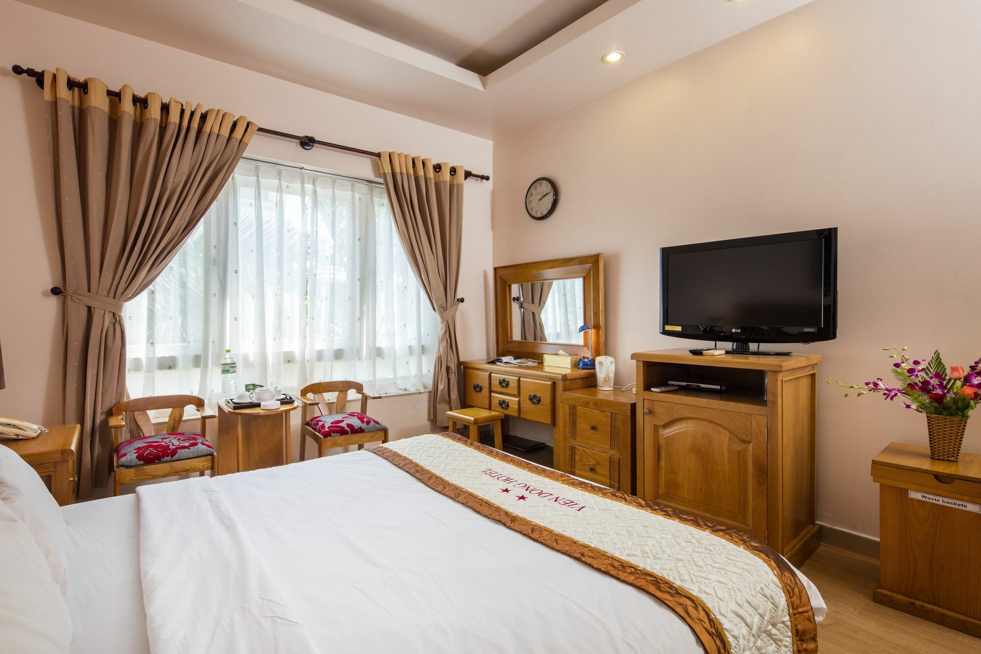Vien Dong District 7 Phu My Hung Hotel