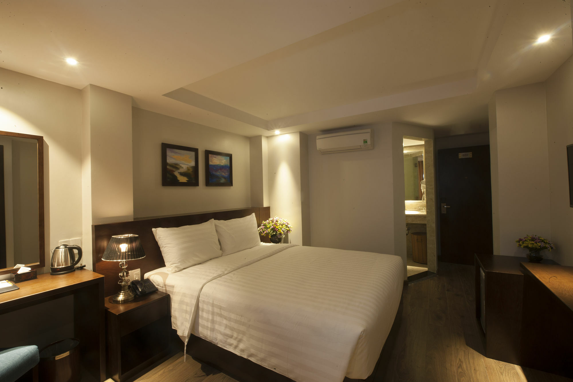 Roseland Centa & Ho Chi Minh City