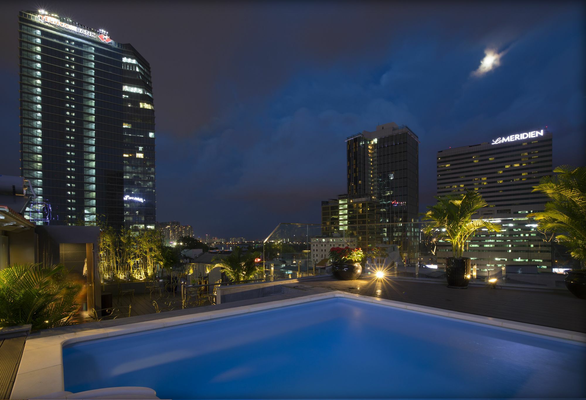 Hotel Roseland Centa & Ho Chi Minh City