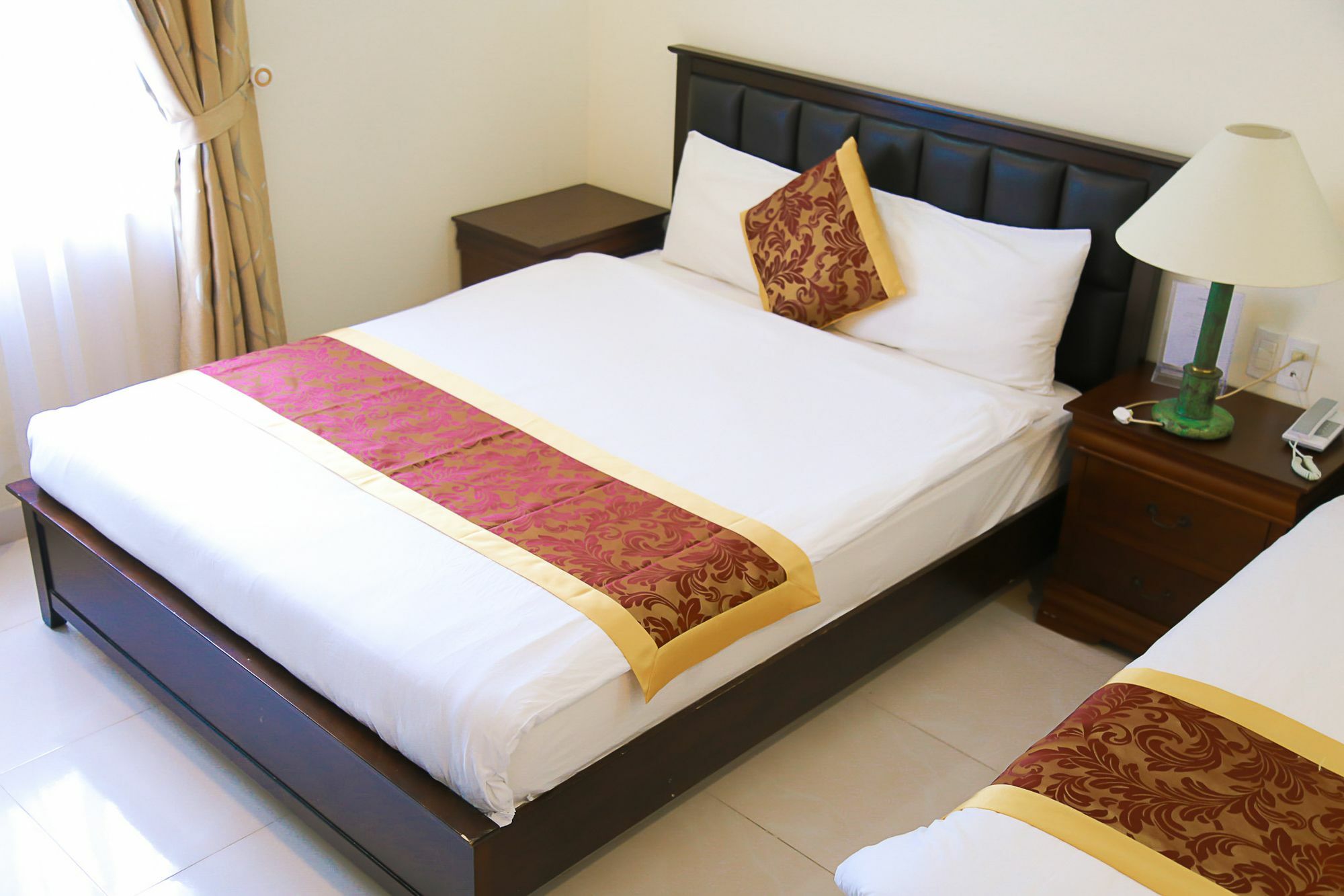 Golden Hotel