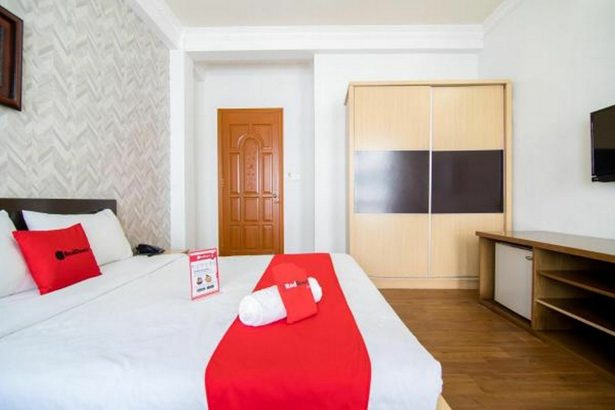 Hotel Quynh Giang Near Hiecc Ho Chi Minh City