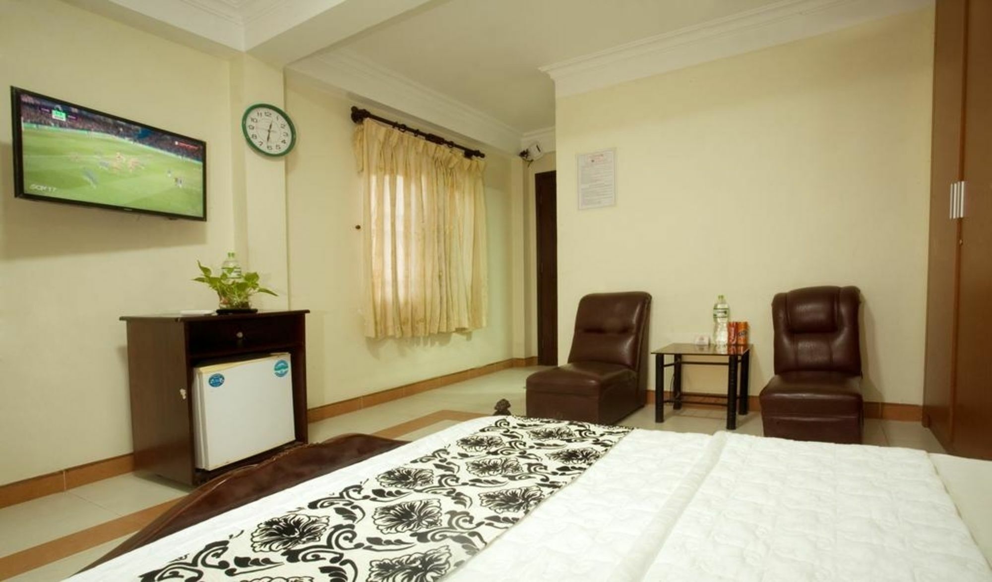 Happyhomes Saigon Khách sạn 2*