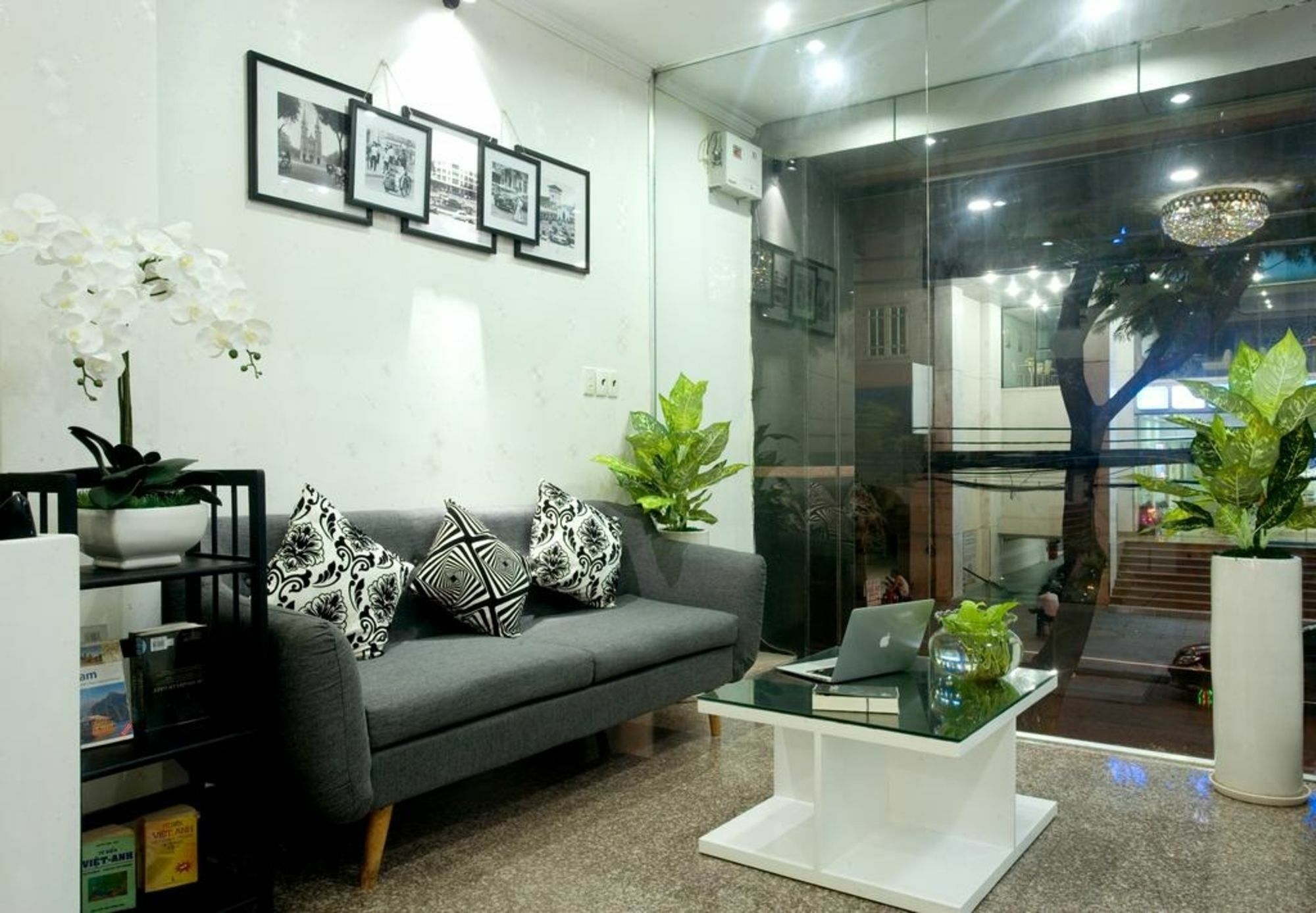 Khách sạn Happyhomes Saigon 2*
