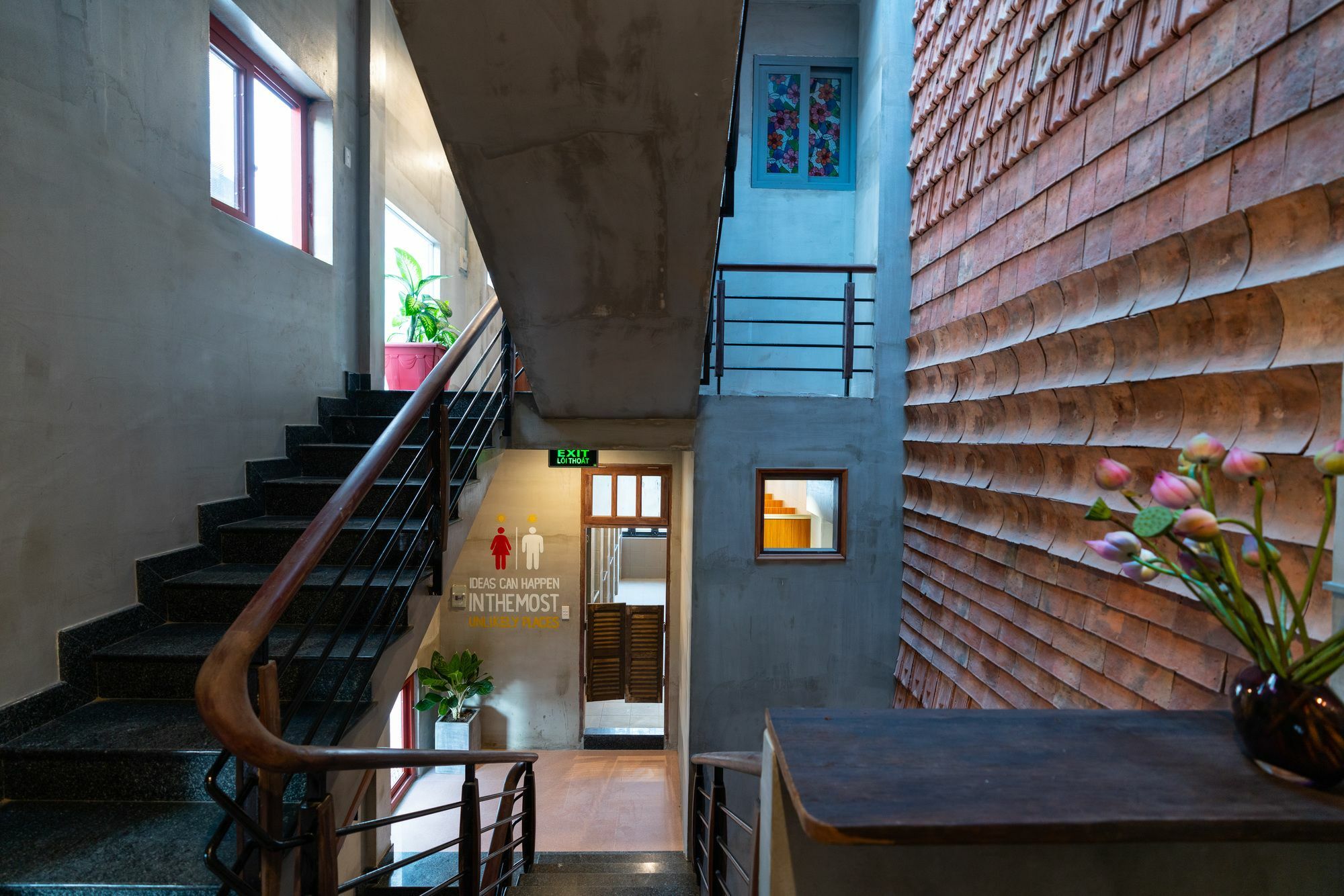 9 And Bar Hostel Ho Chi Minh City