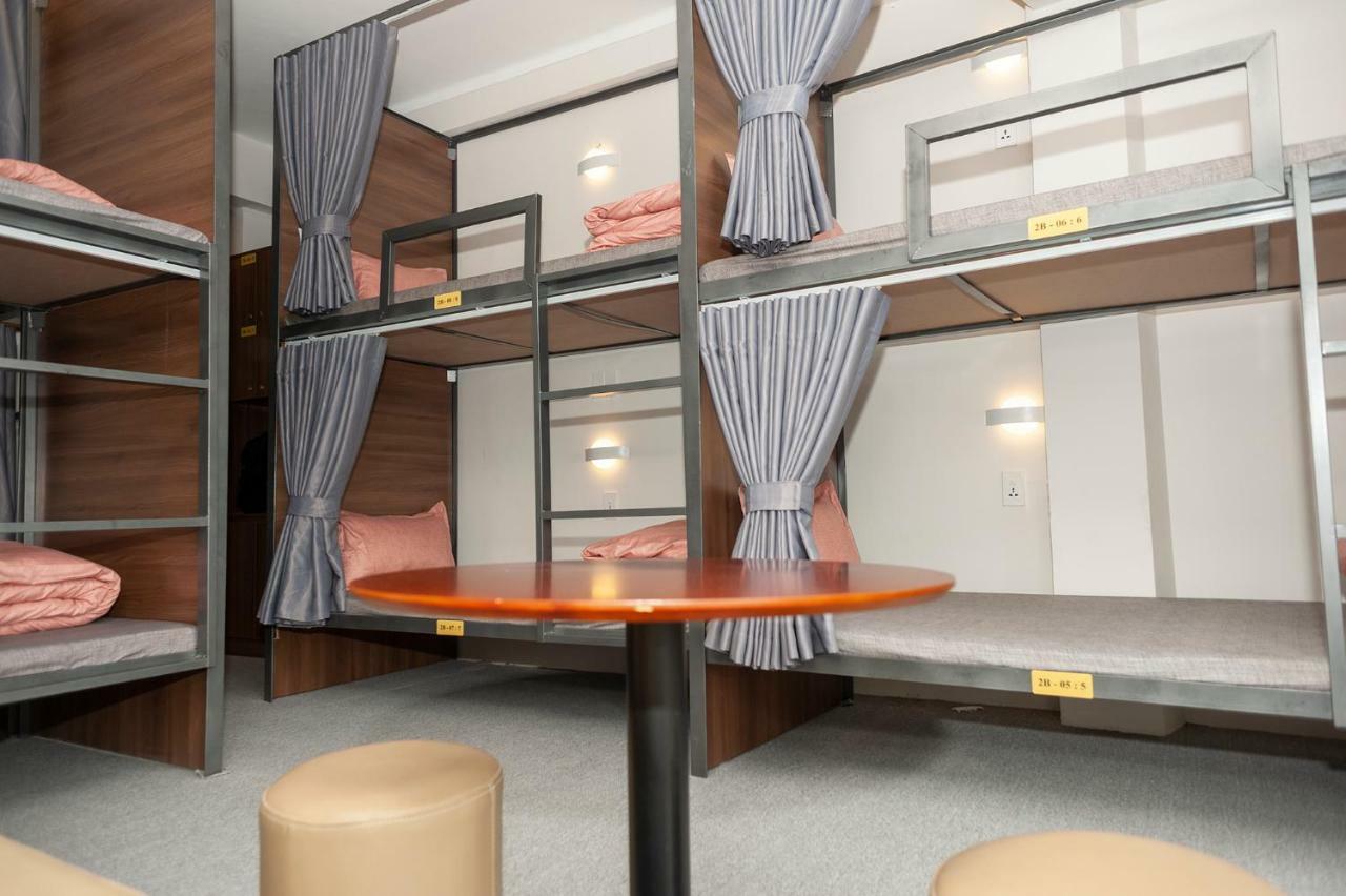 Dormlink&Club Hostel *