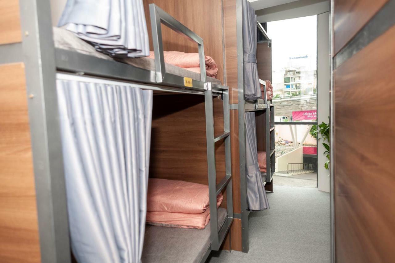 Dormlink&Club Hostel *