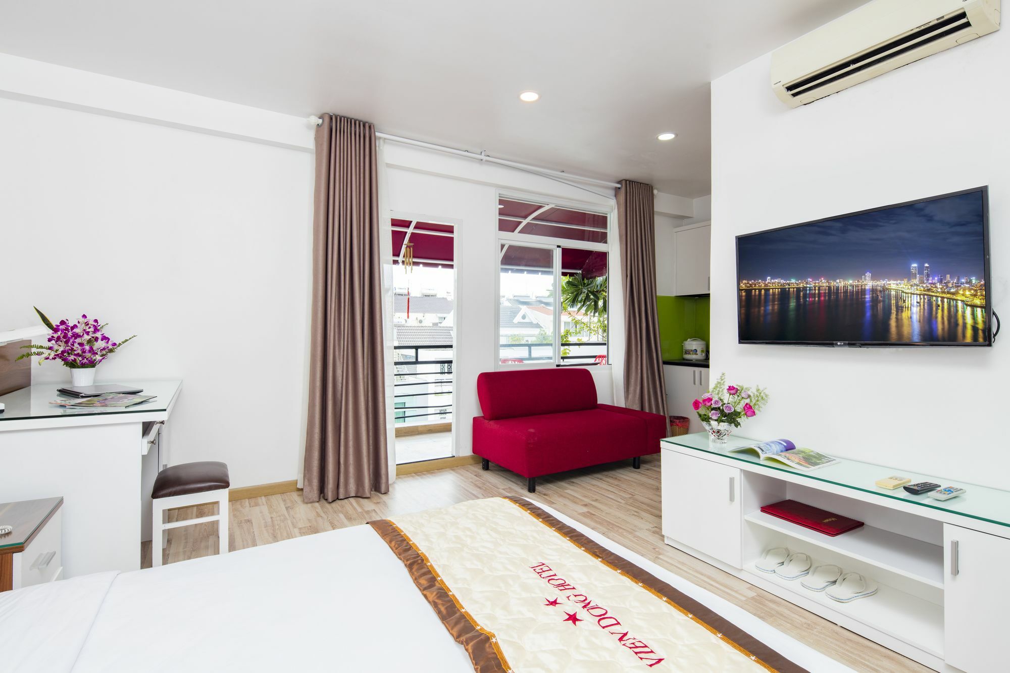 Vien Dong 3 Ho Chi Minh City