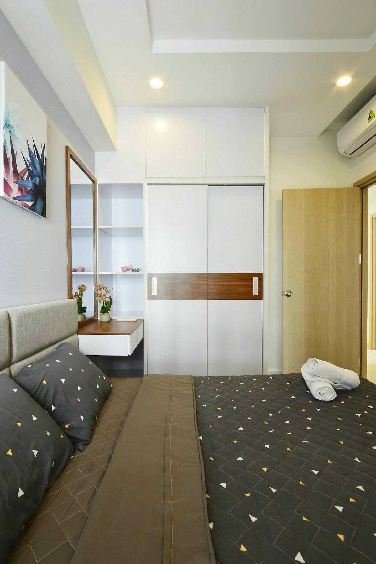 Apartment Spacious Saigon