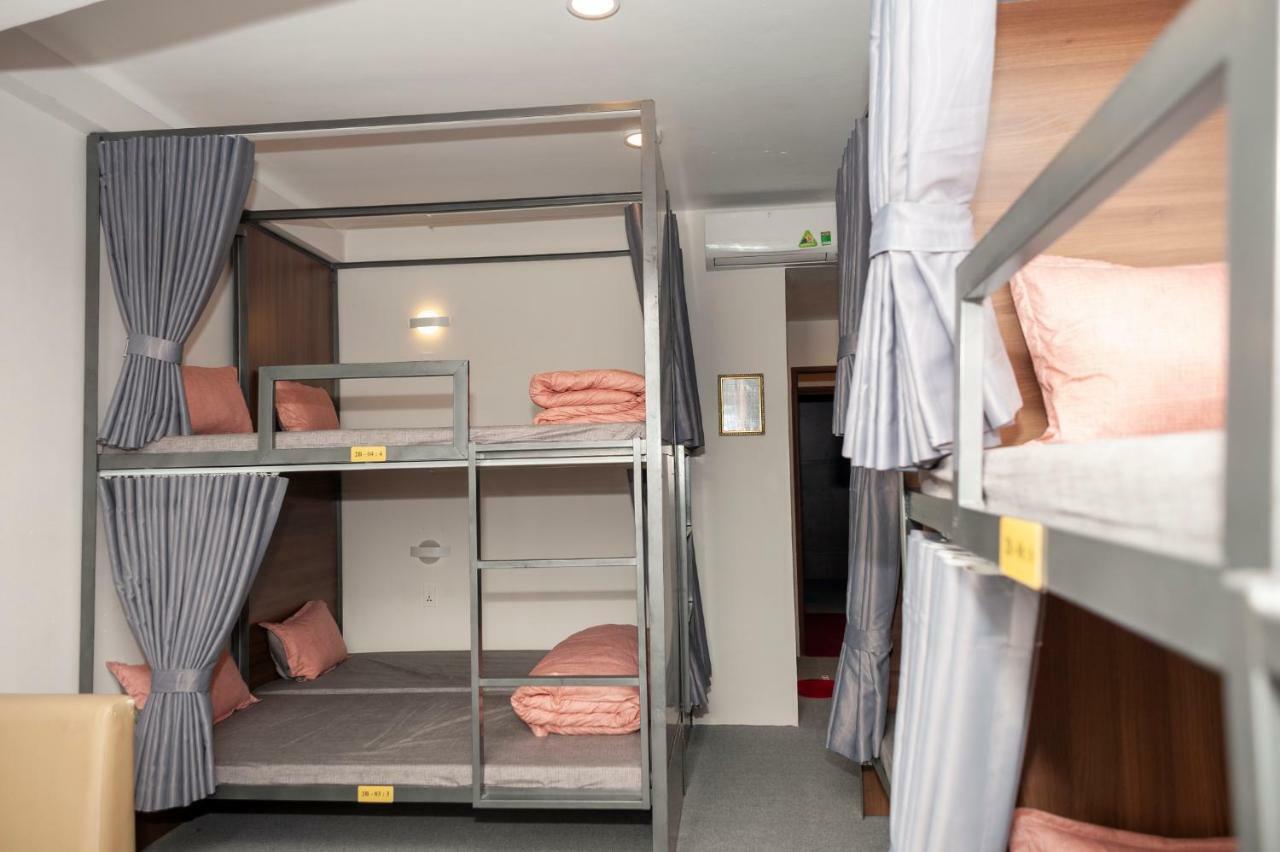 Dormlink&Club Hostel *