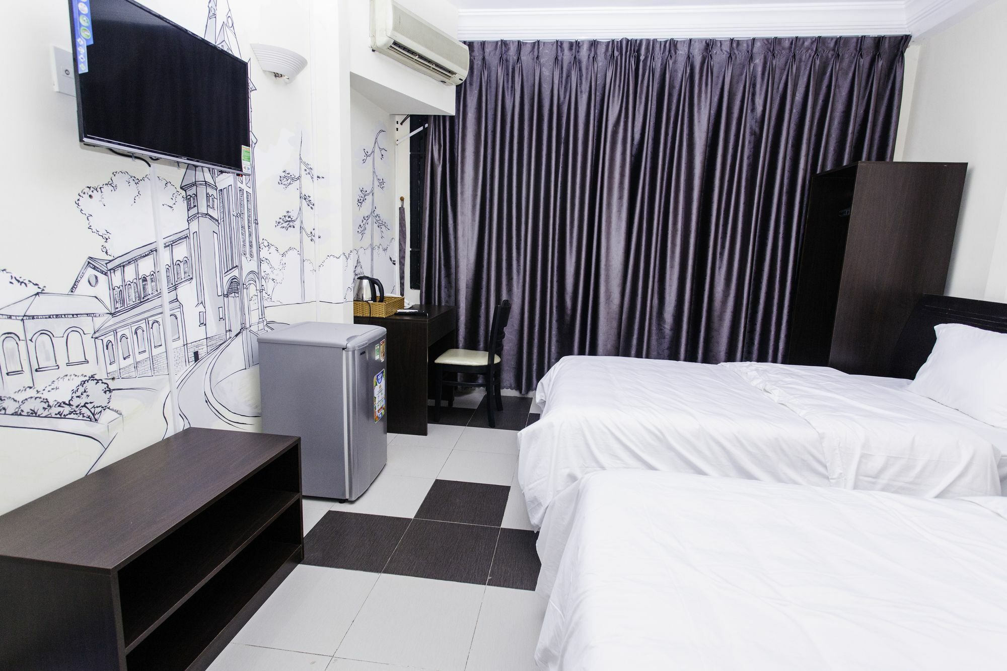 Honey House Hotel 3*