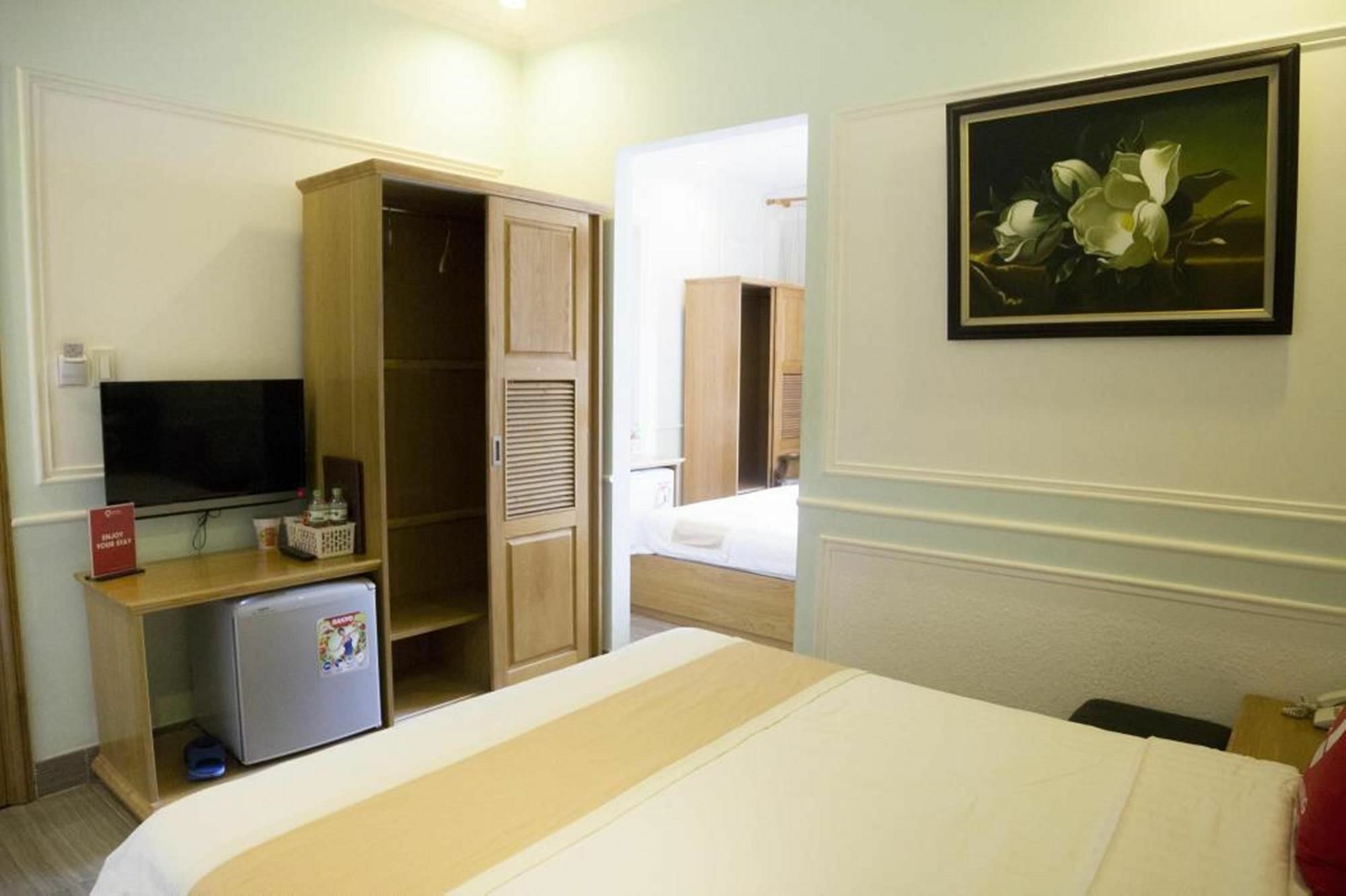 Morning Airport - Bach Dang Hotel Bandar Ho Chi Minh
